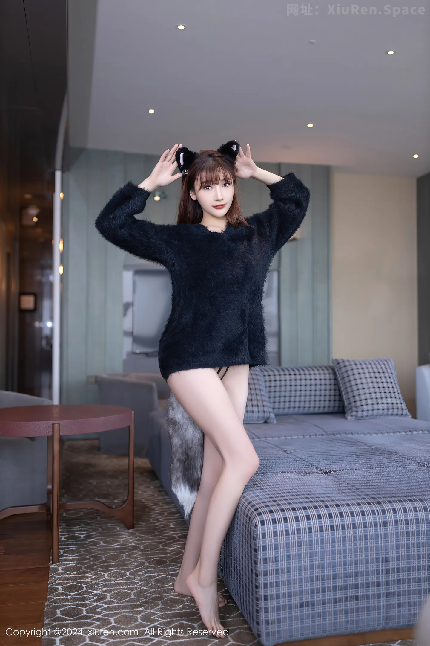 图片[2]-[XiuRen秀人网]VOL.8159 模特陆萱萱狐狸装扮性感黑色内衣配开档黑丝秀柔美身姿诱惑写真80P-秀人网官方网站